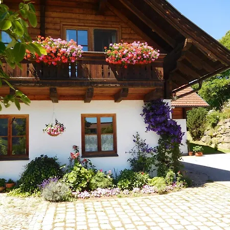 Lejlighed Bio - Bischof, Familie Wind